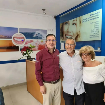 Slider image (2) International Dental Center PV